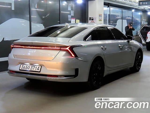 Kia K8