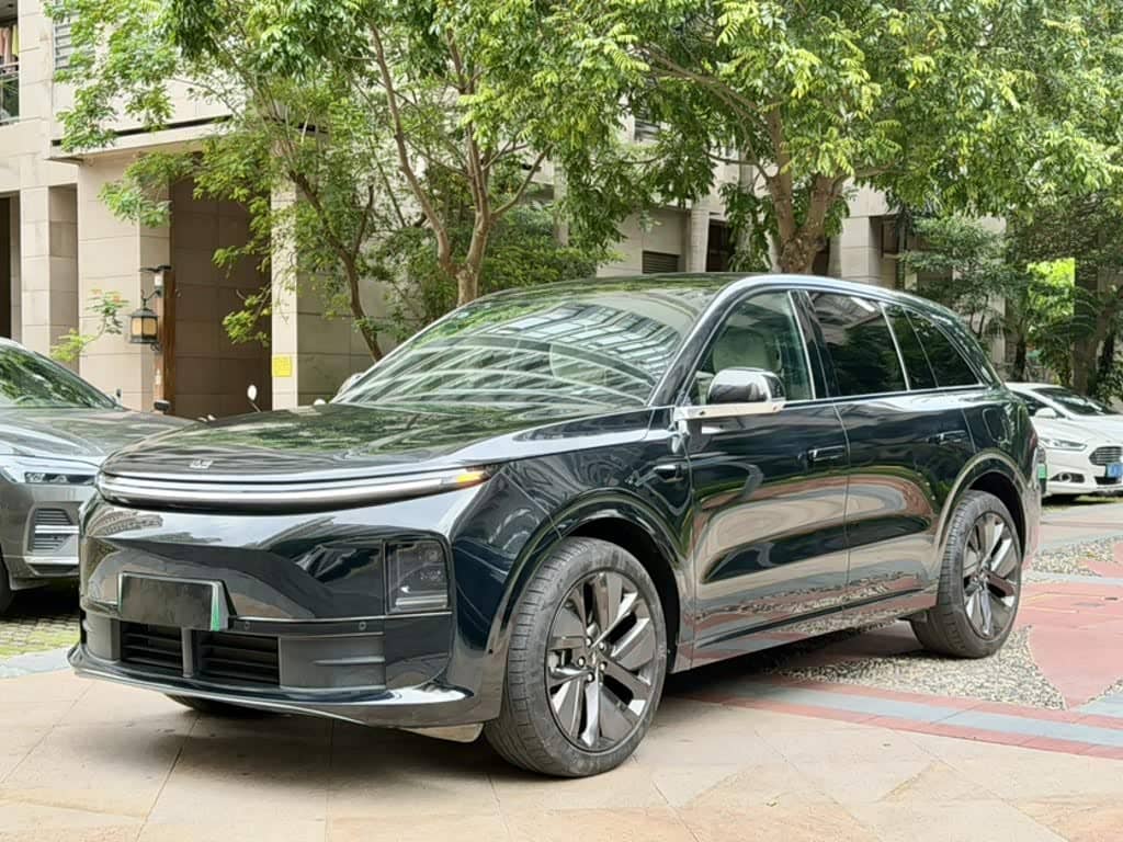 Li Auto L6