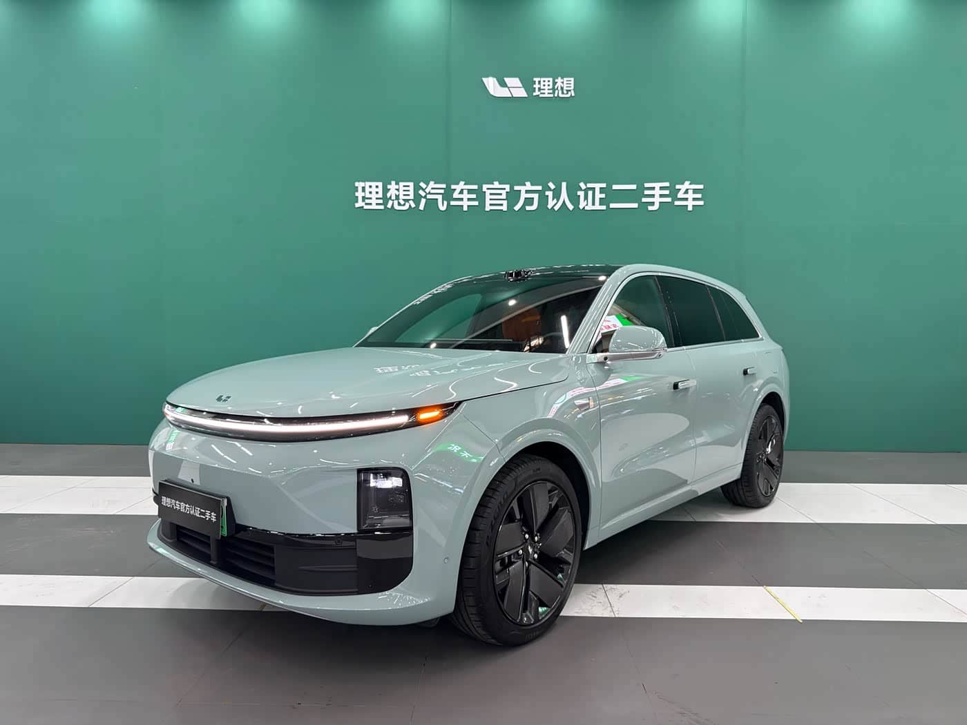 Li Auto L6