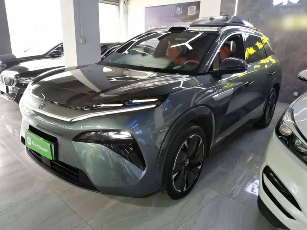 BYD Tang L