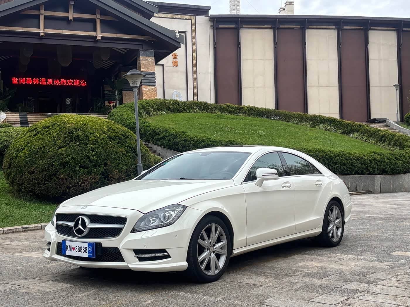 Mercedes-Benz CLS