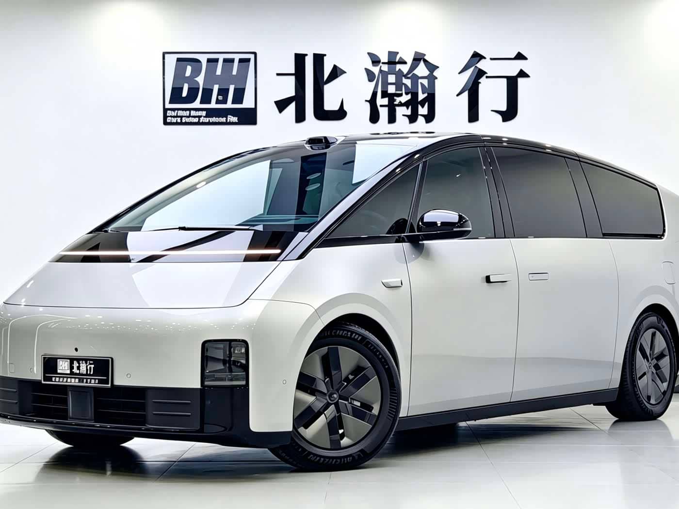 Li Auto MEGA