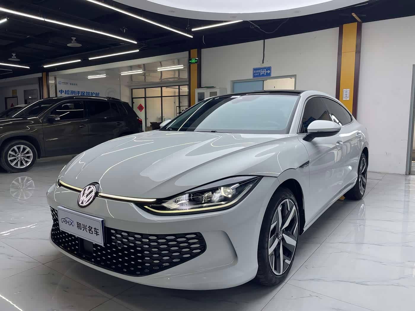 Volkswagen Lamando