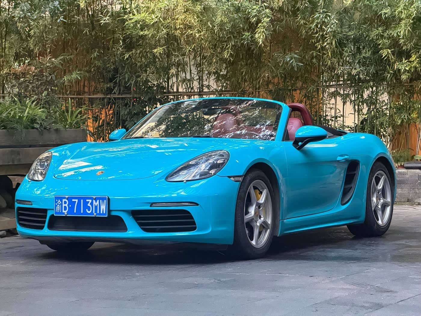 Porsche 718