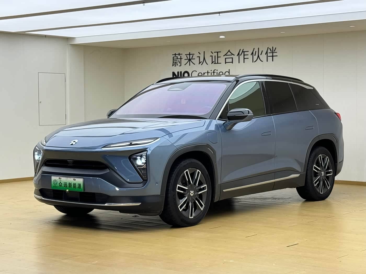 NIO ES6