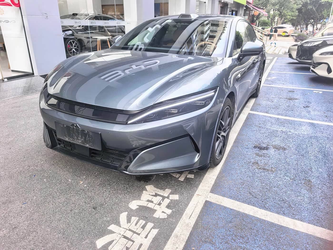 BYD Han L