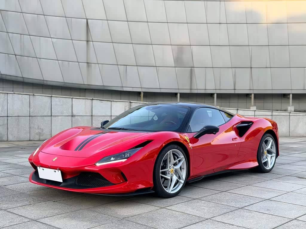 Ferrari F8