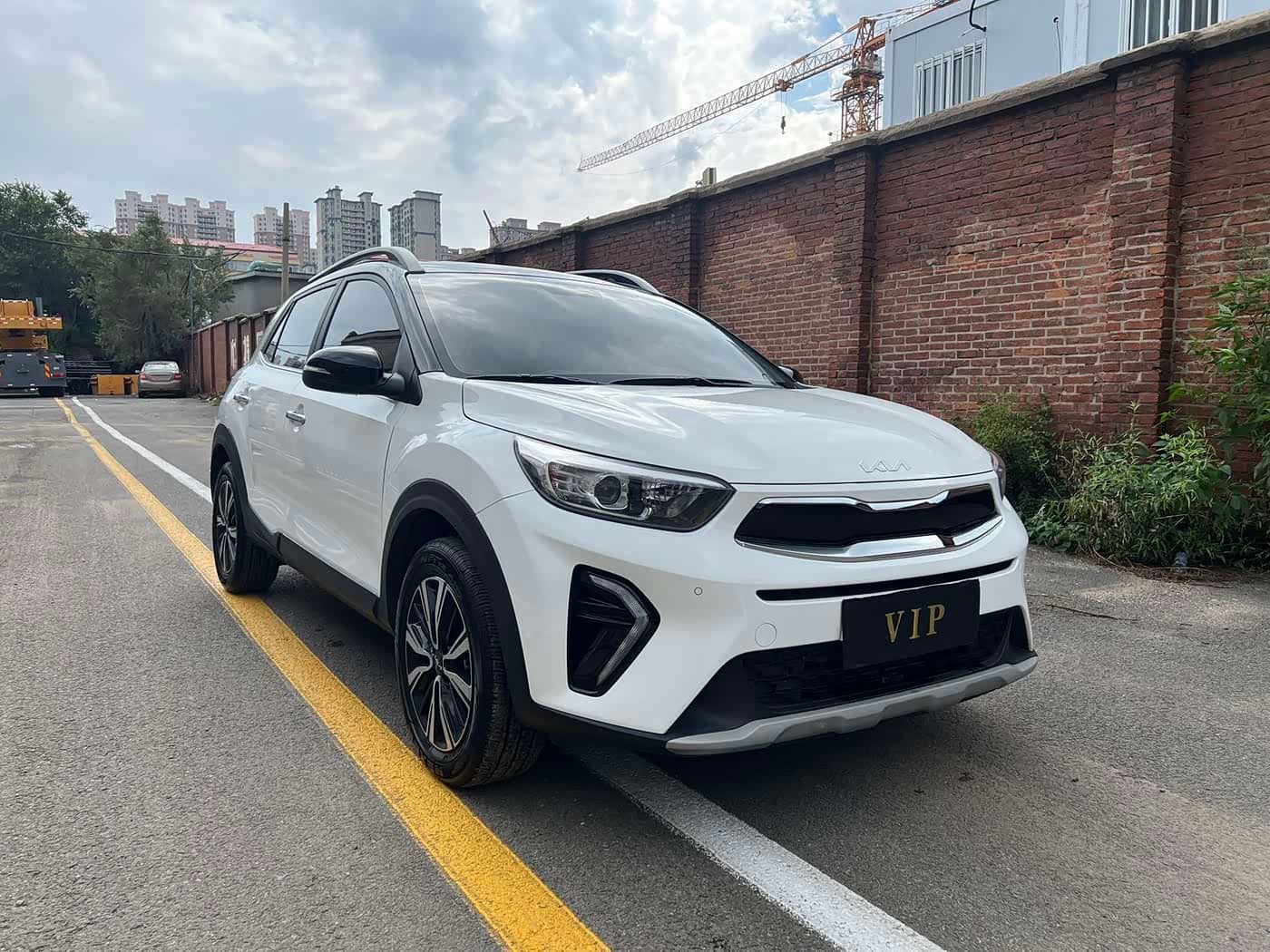 Kia KX1