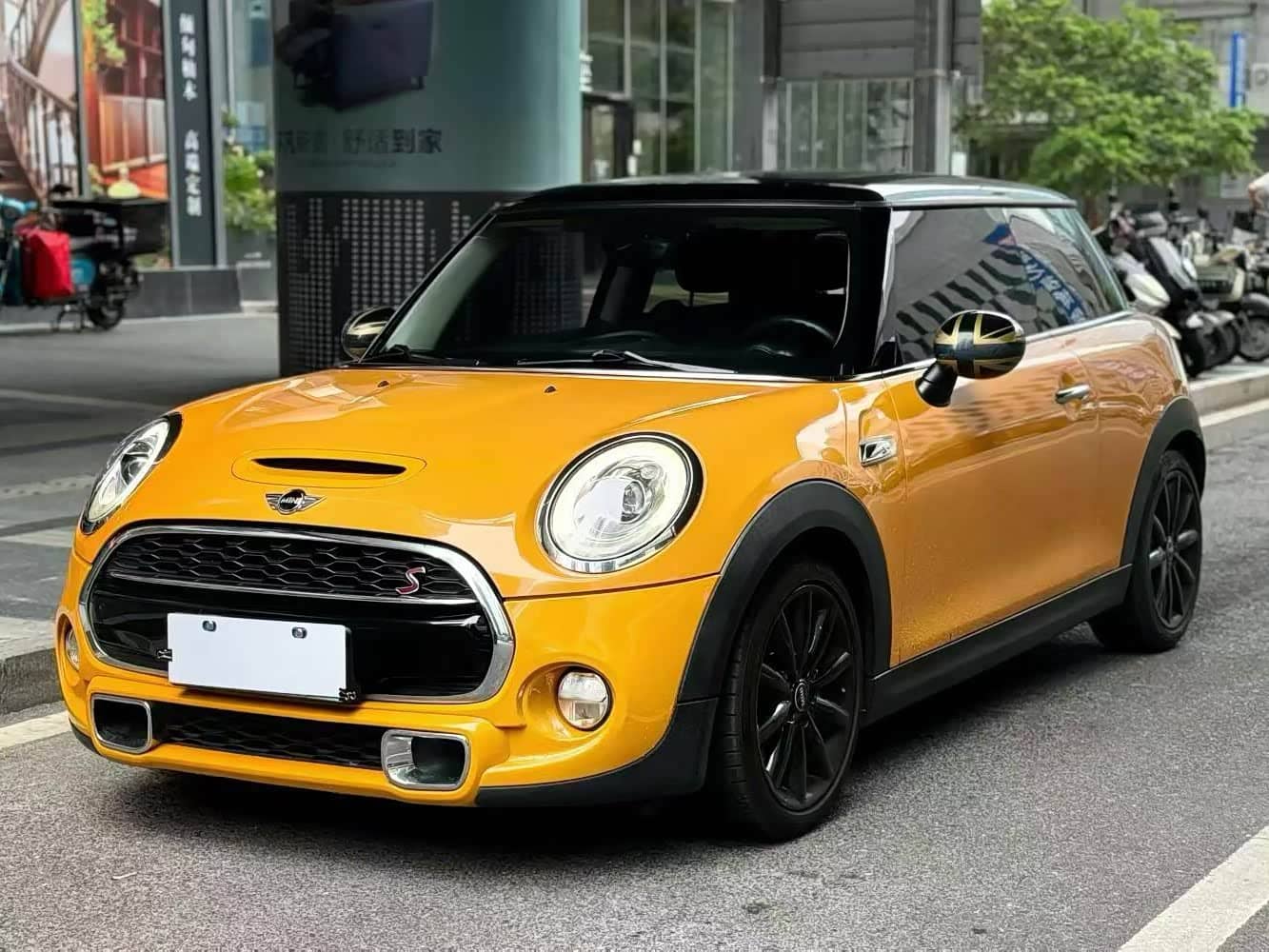 MINI MINI
