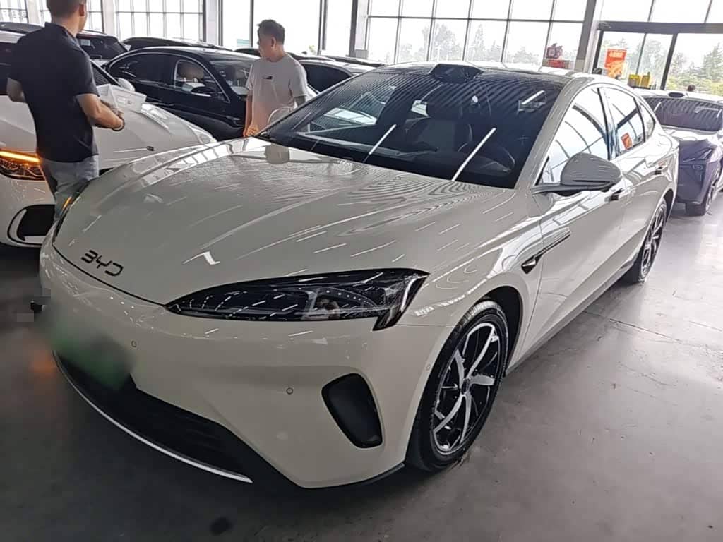 BYD Seal 07 DM-i