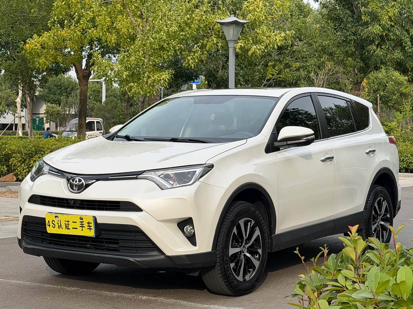 Toyota RAV4 Rongfang