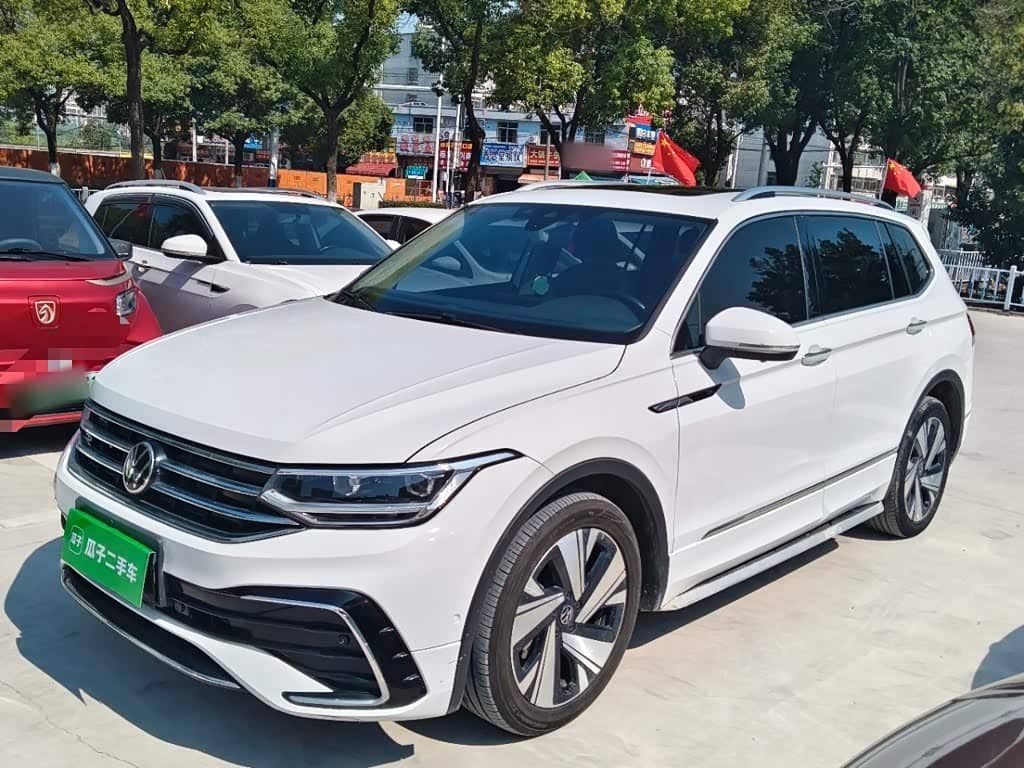 Volkswagen Tiguan L