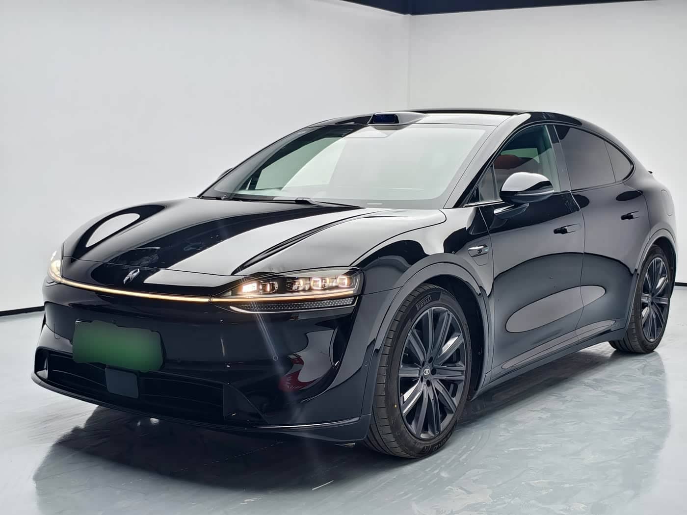 Zhijie Luxeed R7