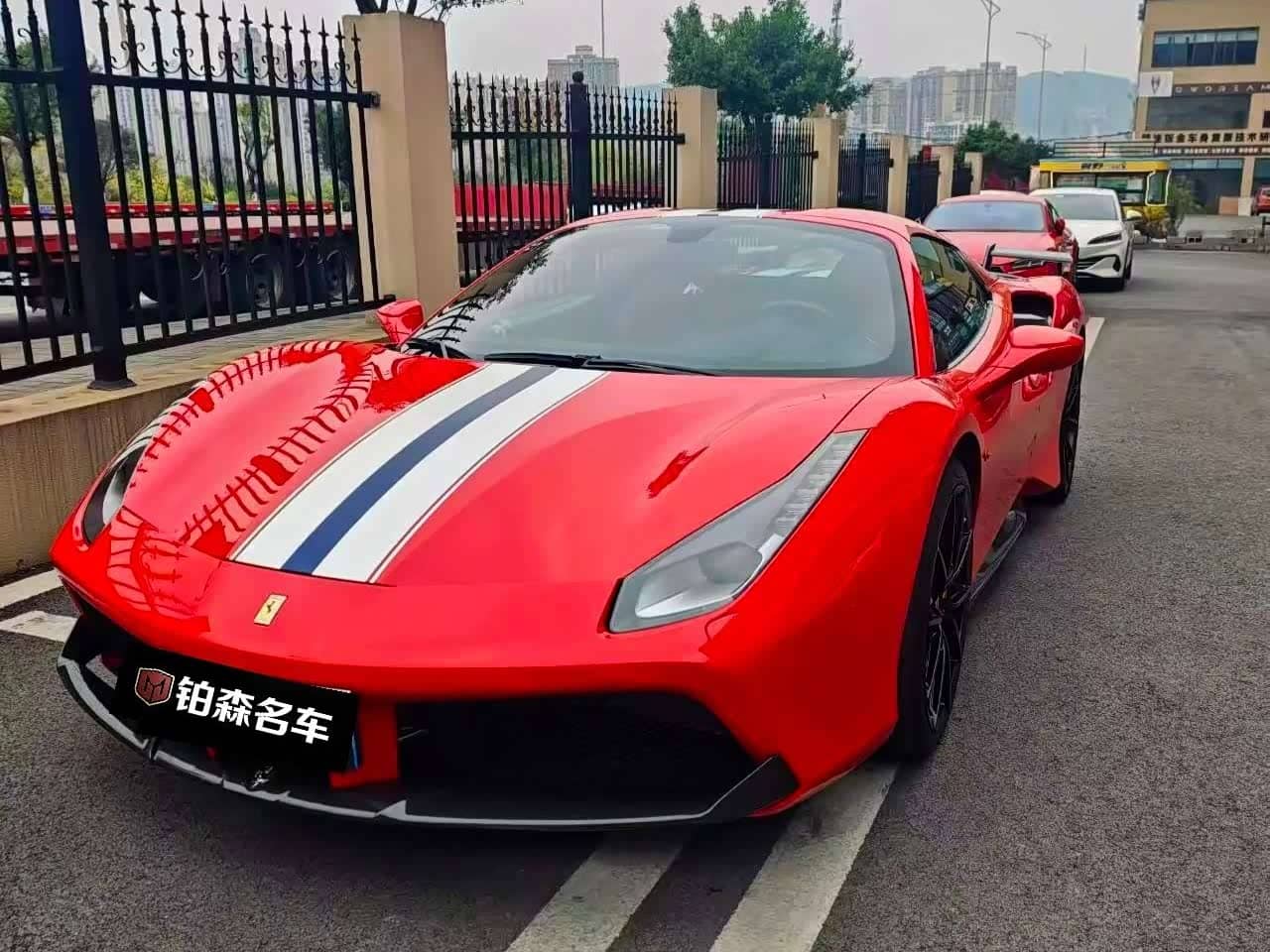 Ferrari 488