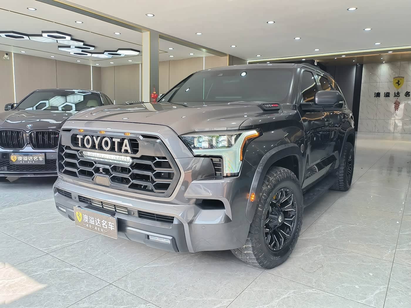 Toyota Sequoia