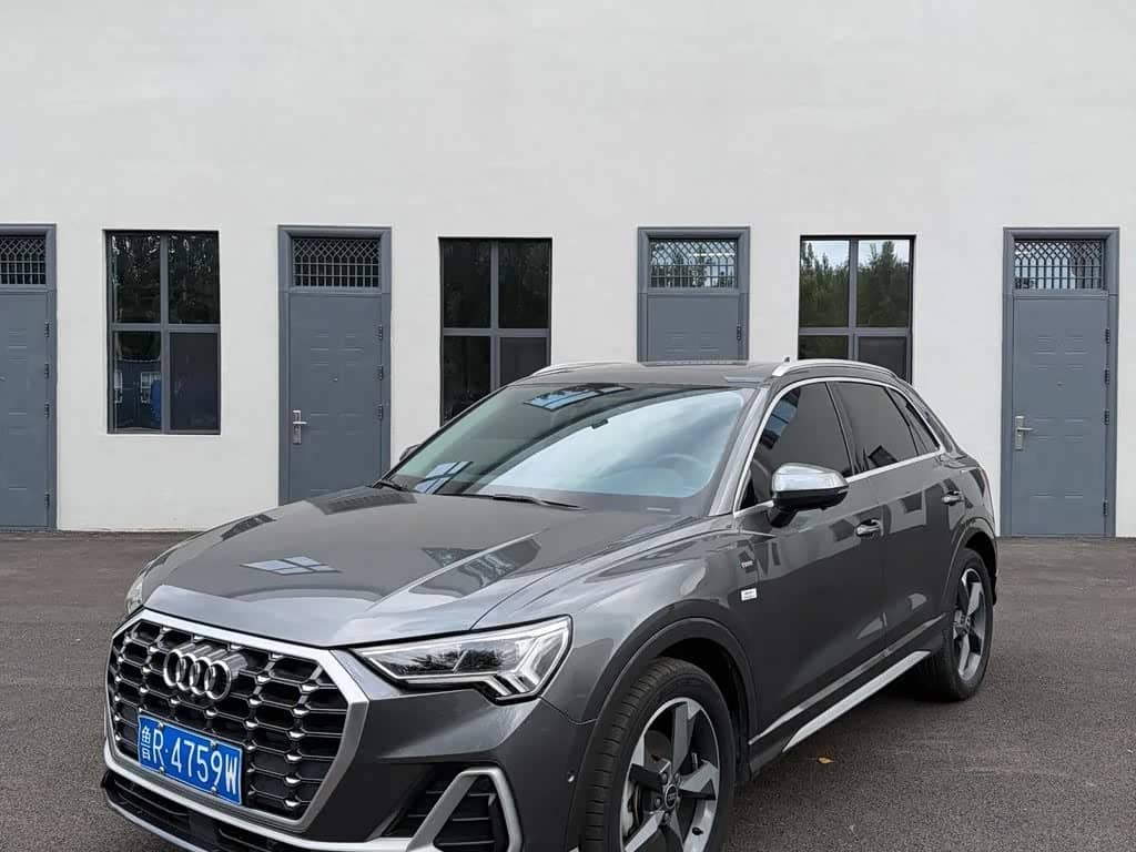 Audi Q3
