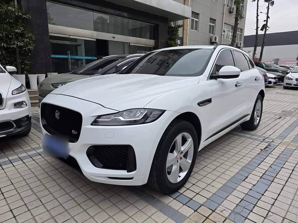 Jaguar F-PACE