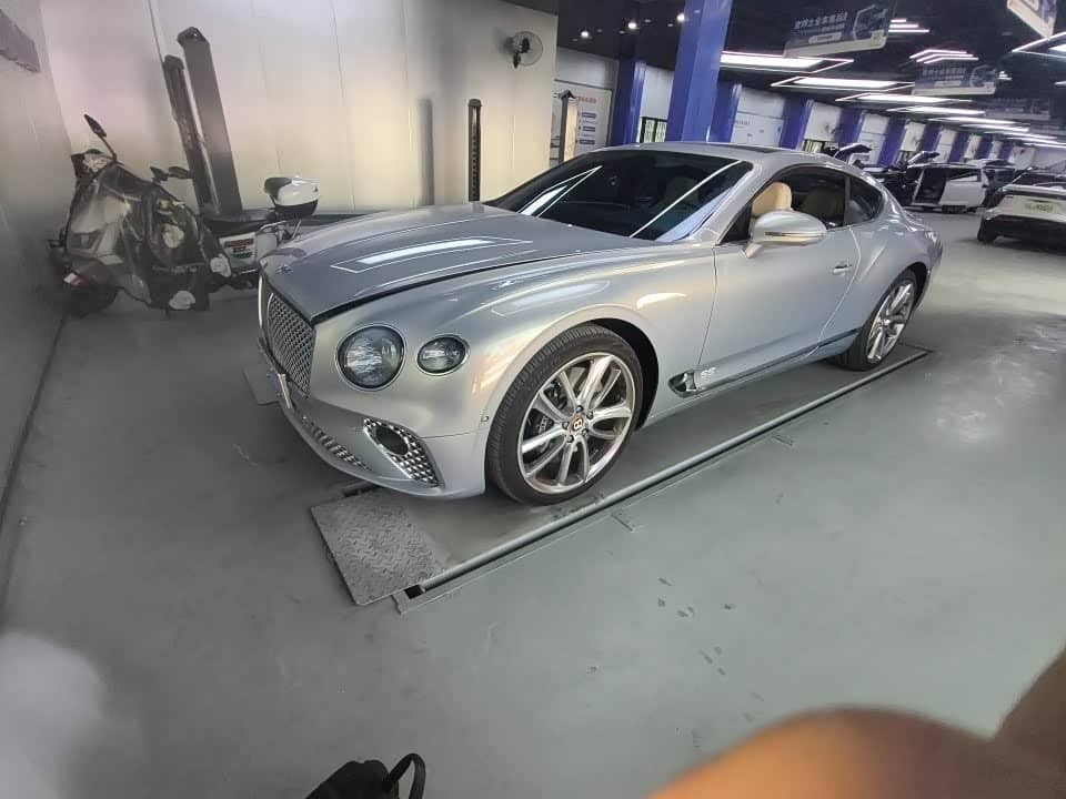 Bentley Continental