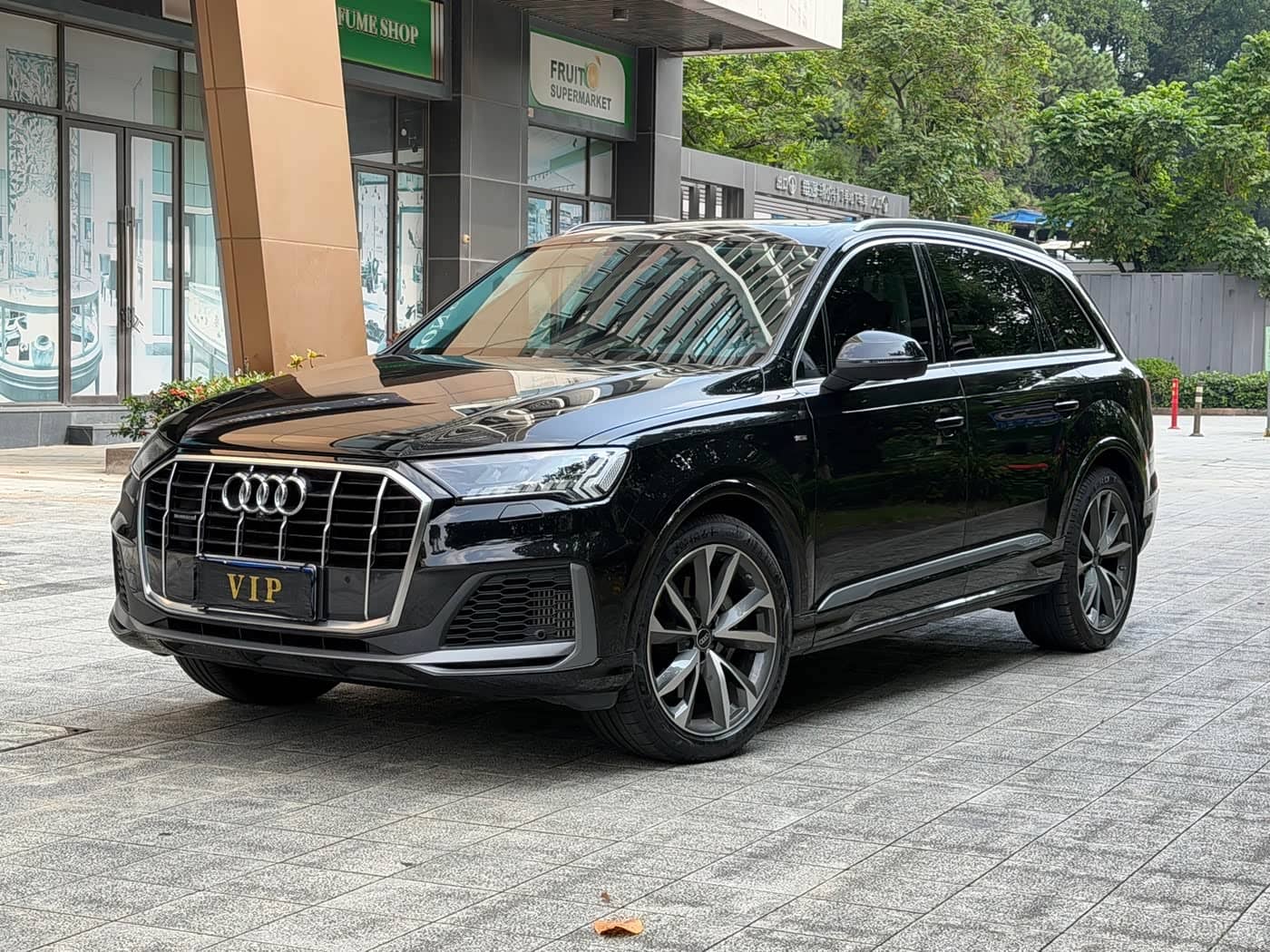 Audi Q7