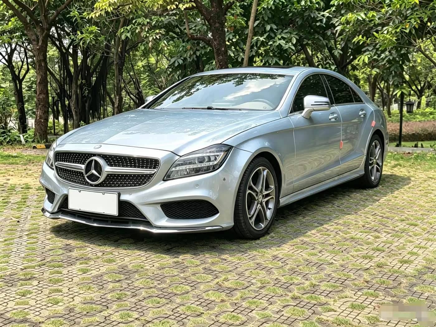 Mercedes-Benz CLS