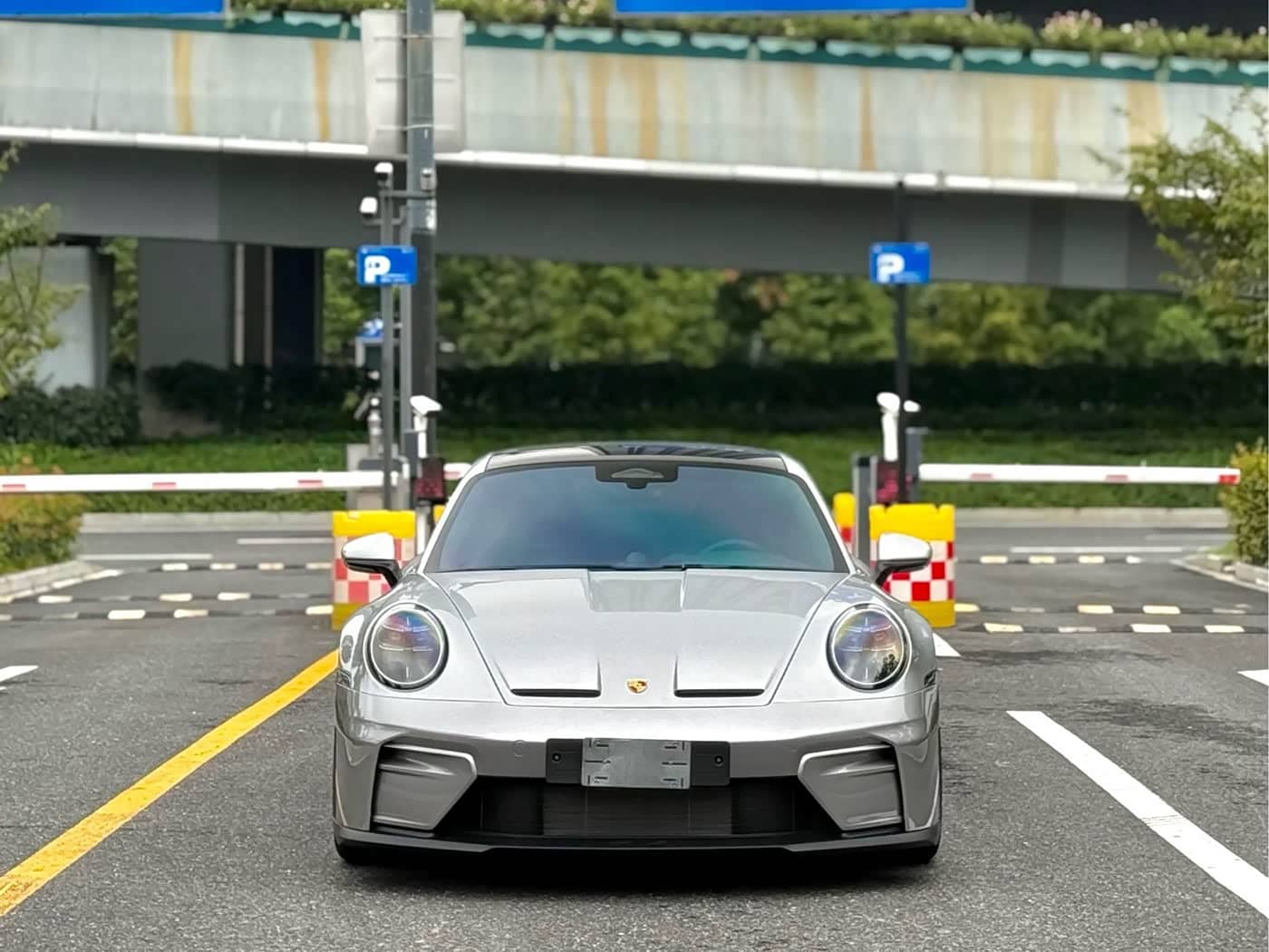 Porsche 911