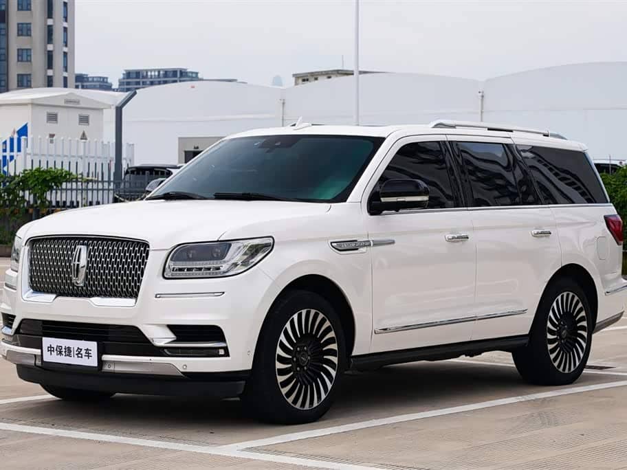 Lincoln Navigator
