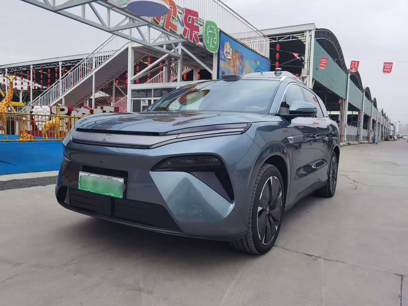 BYD Tang L