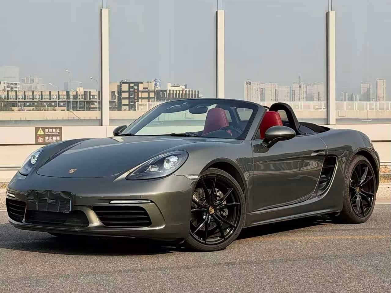 Porsche 718