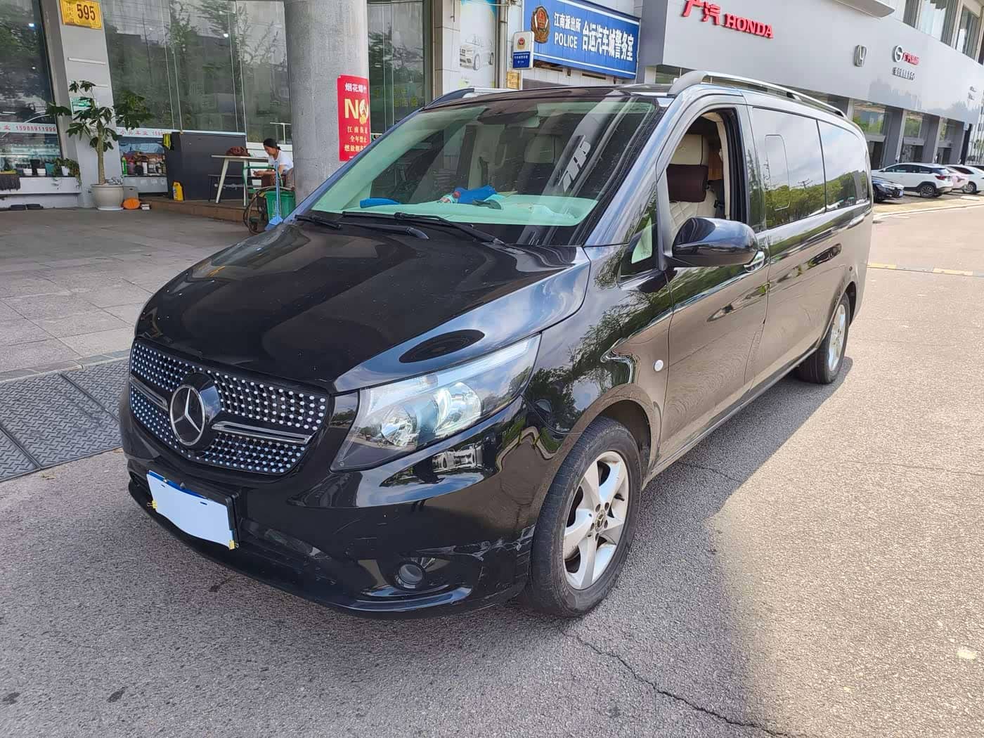 Mercedes-Benz Vito