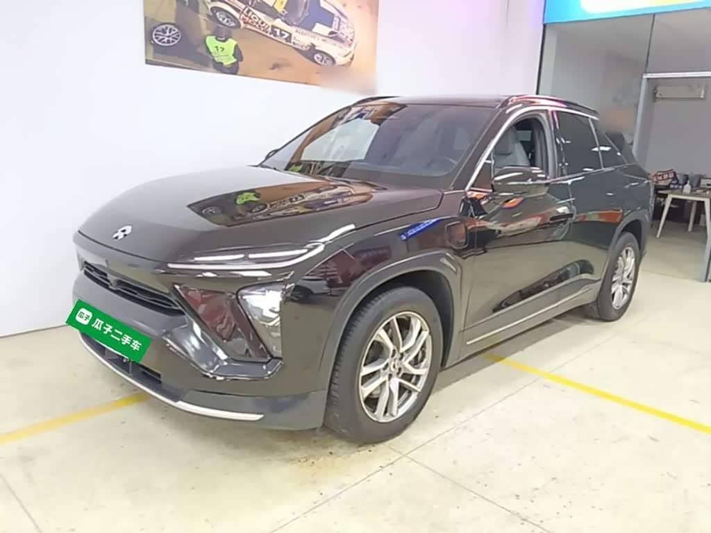 NIO ES6