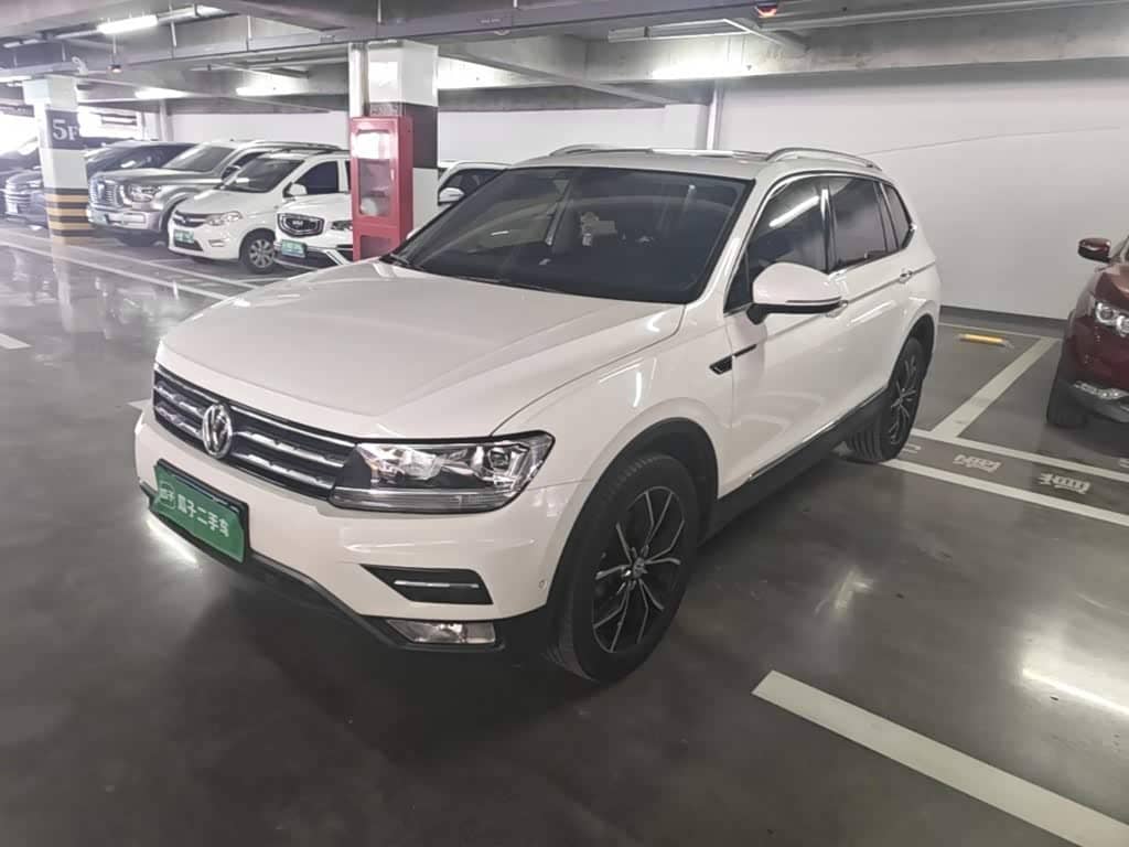 Volkswagen Tiguan L
