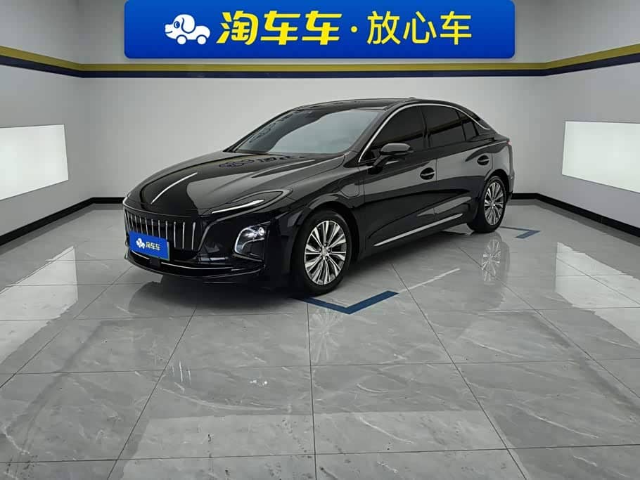 Hongqi E-QM5
