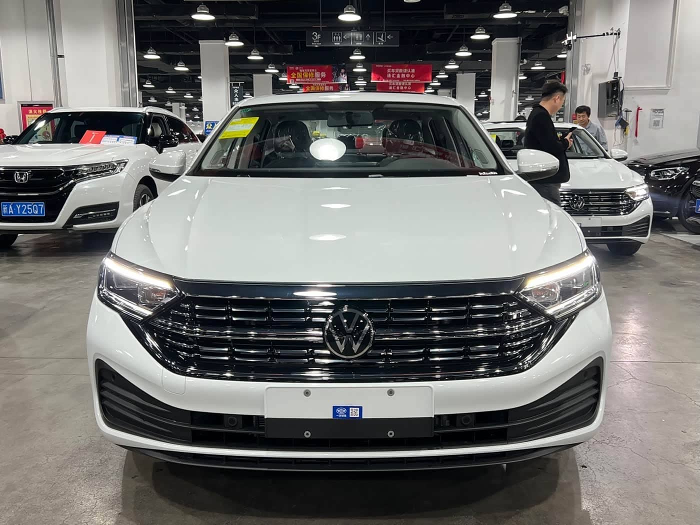 Volkswagen Sagitar