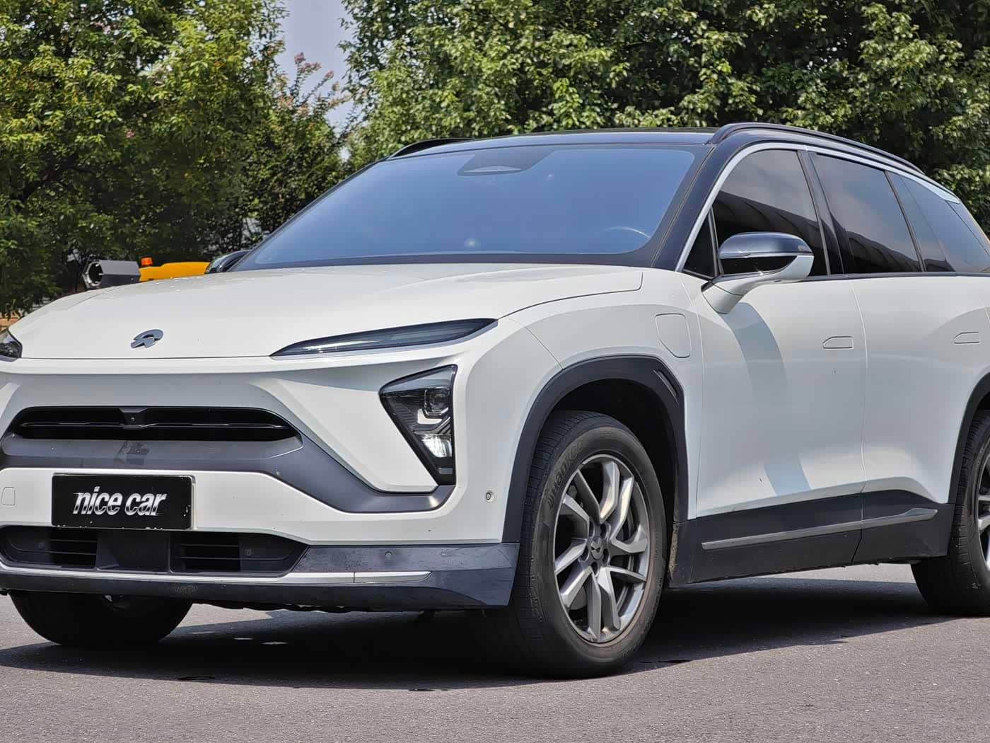 NIO ES6