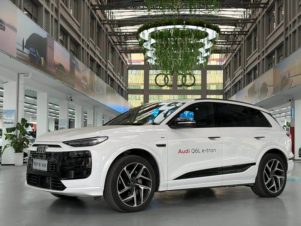 Audi Q6L e-tron