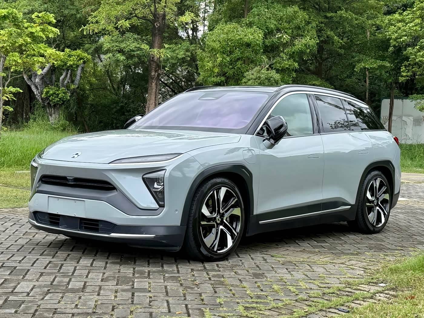 NIO ES6