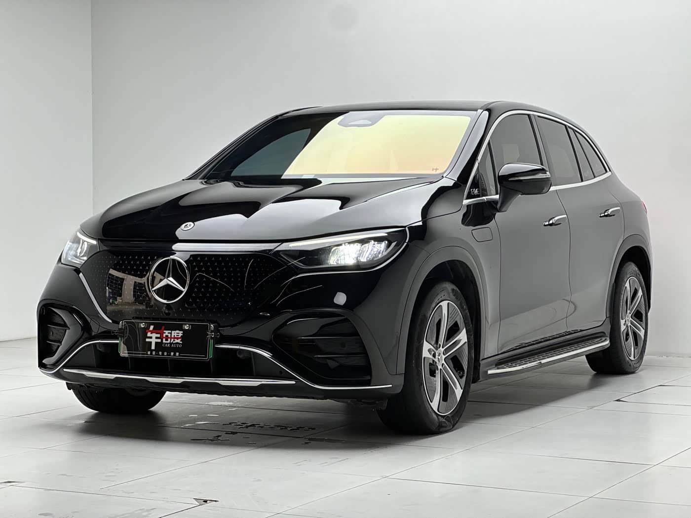 Mercedes-Benz EQE SUV