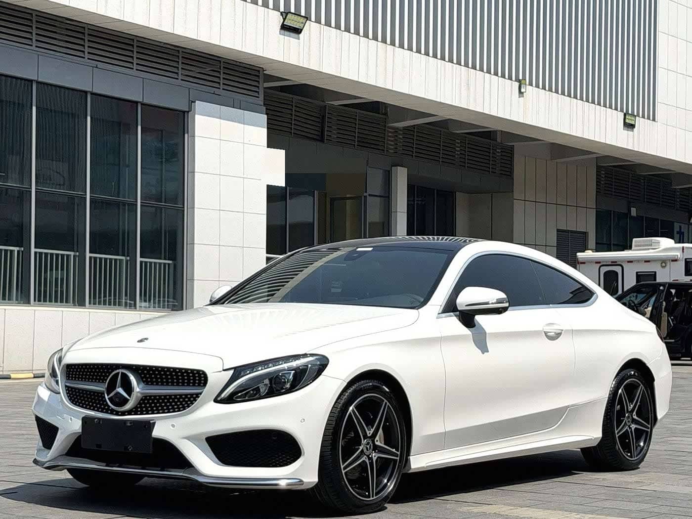 Mercedes-Benz C-Class