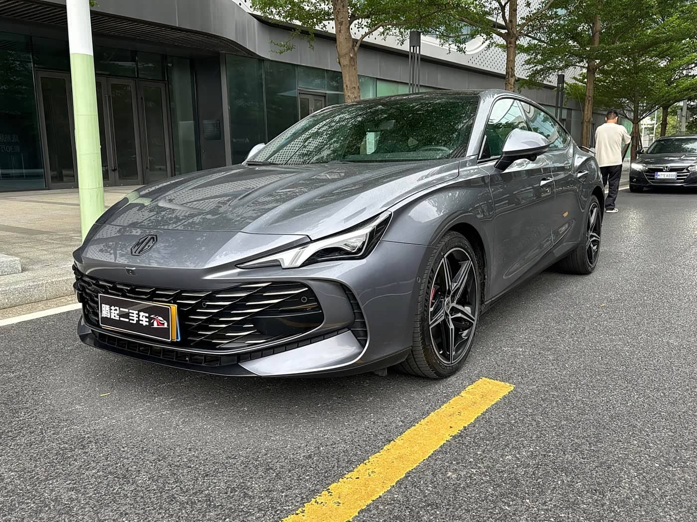MG MG7