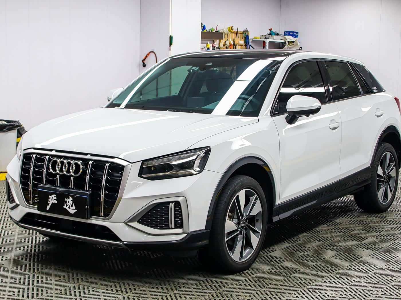Audi Q2L