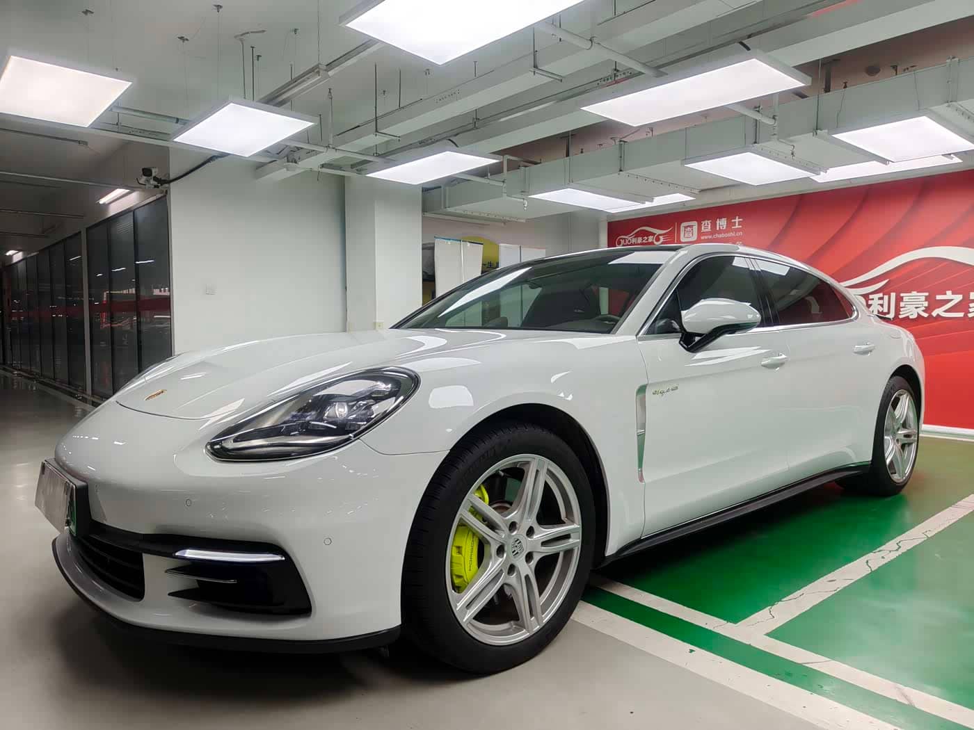 Porsche Panamera New Energy