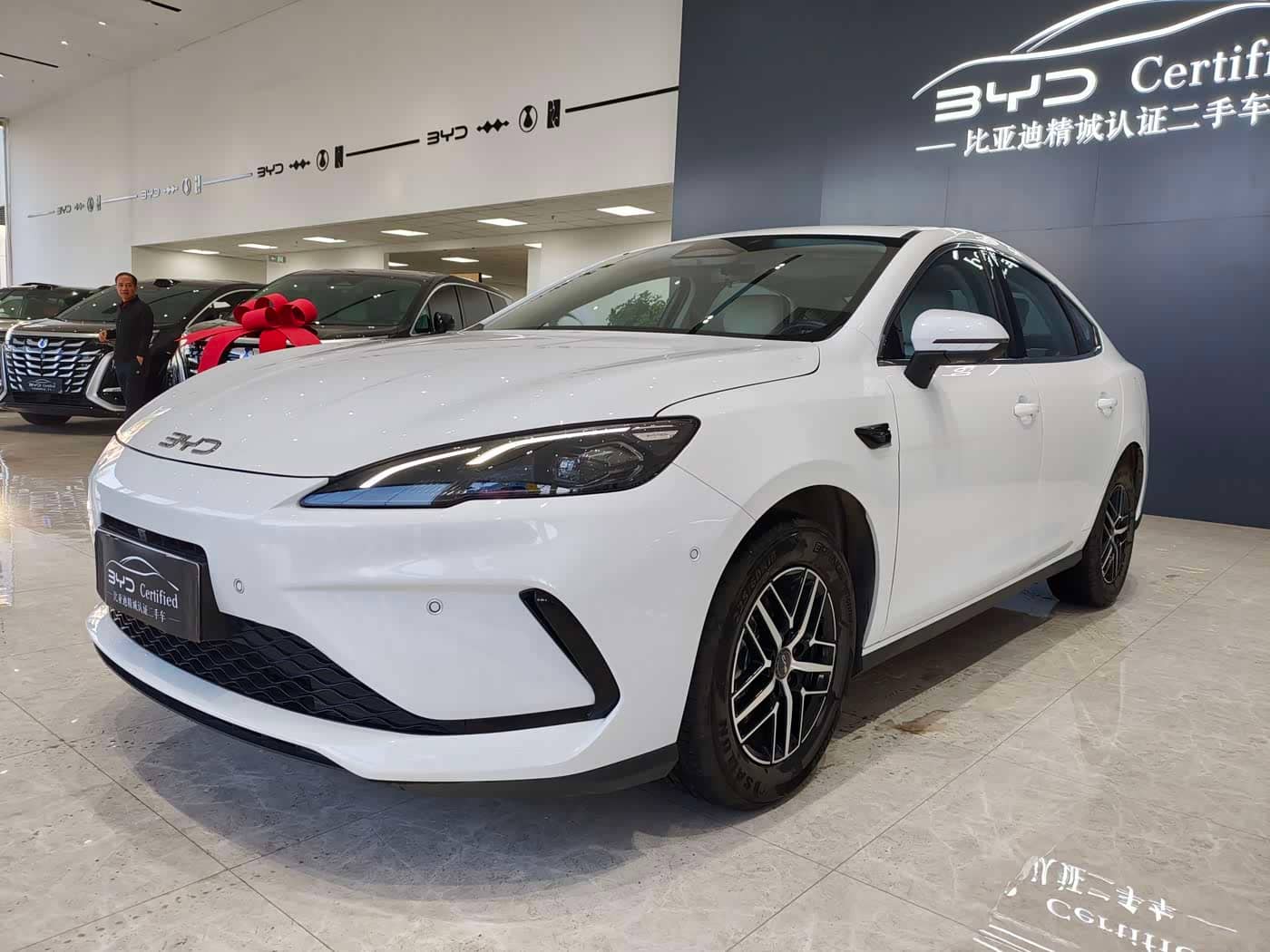 BYD Hai Bao 05 DM-i