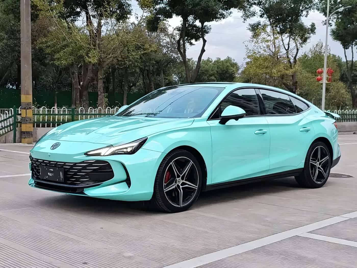 MG MG7