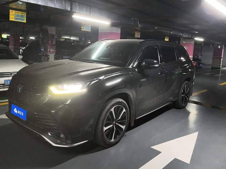Toyota Crown Kluger