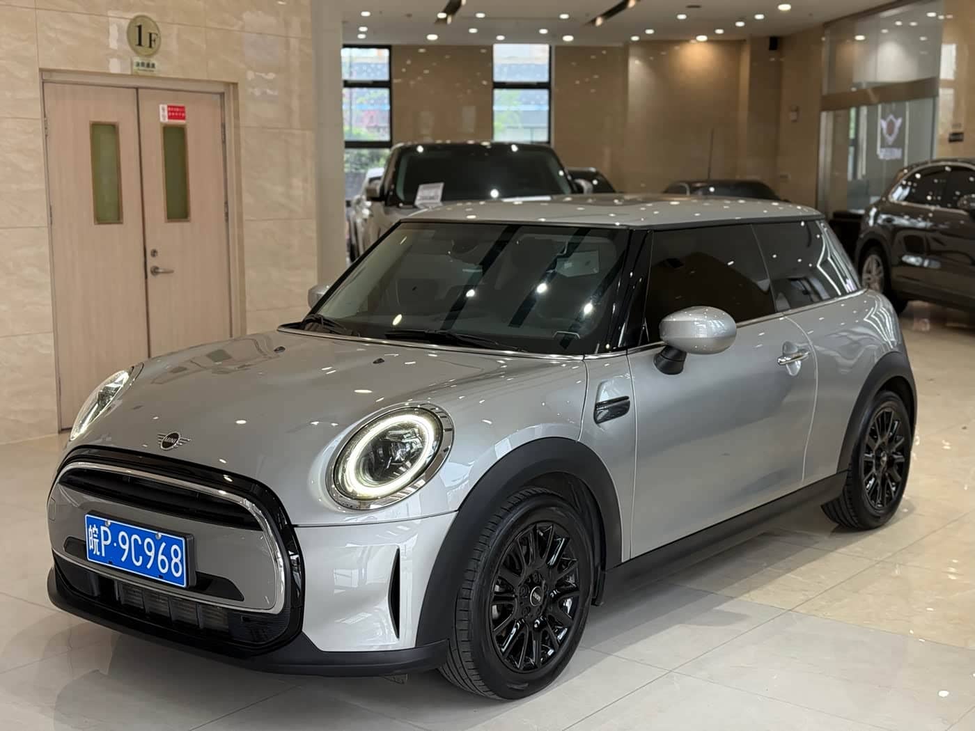 MINI MINI