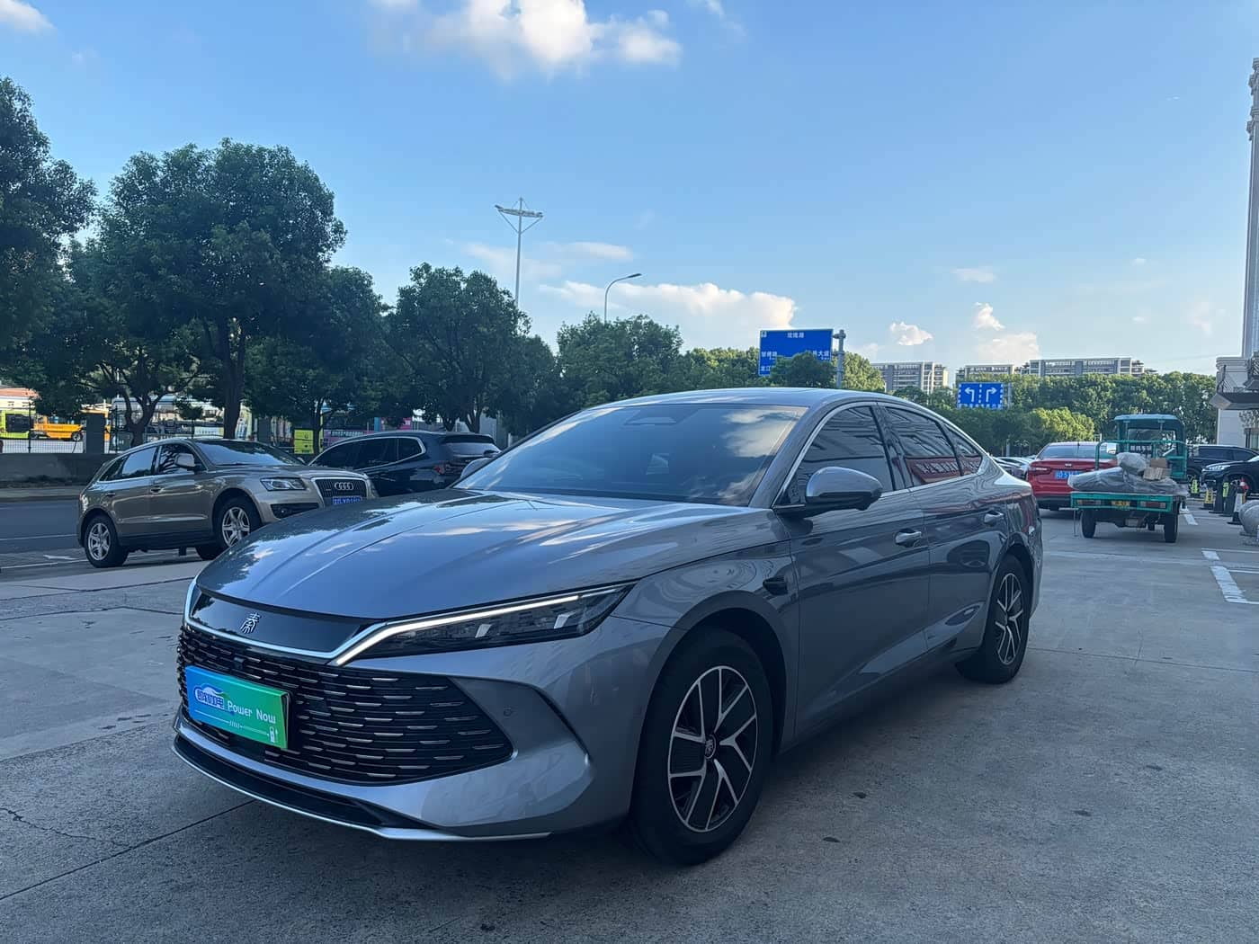 BYD Qin L