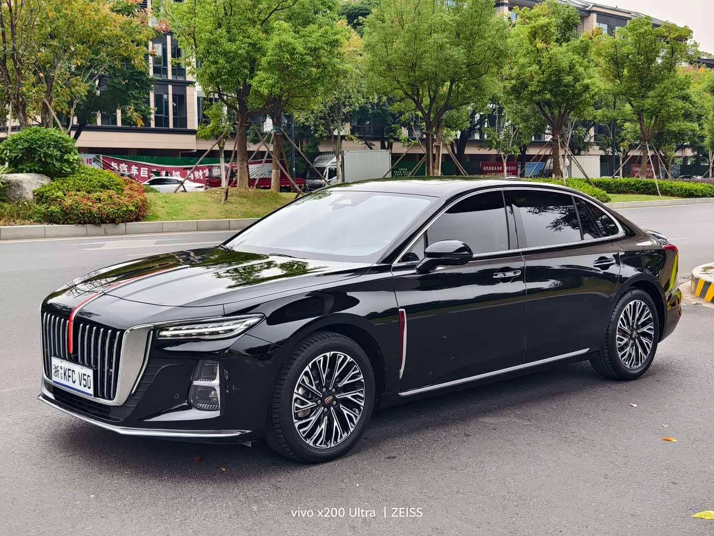 Hongqi H5