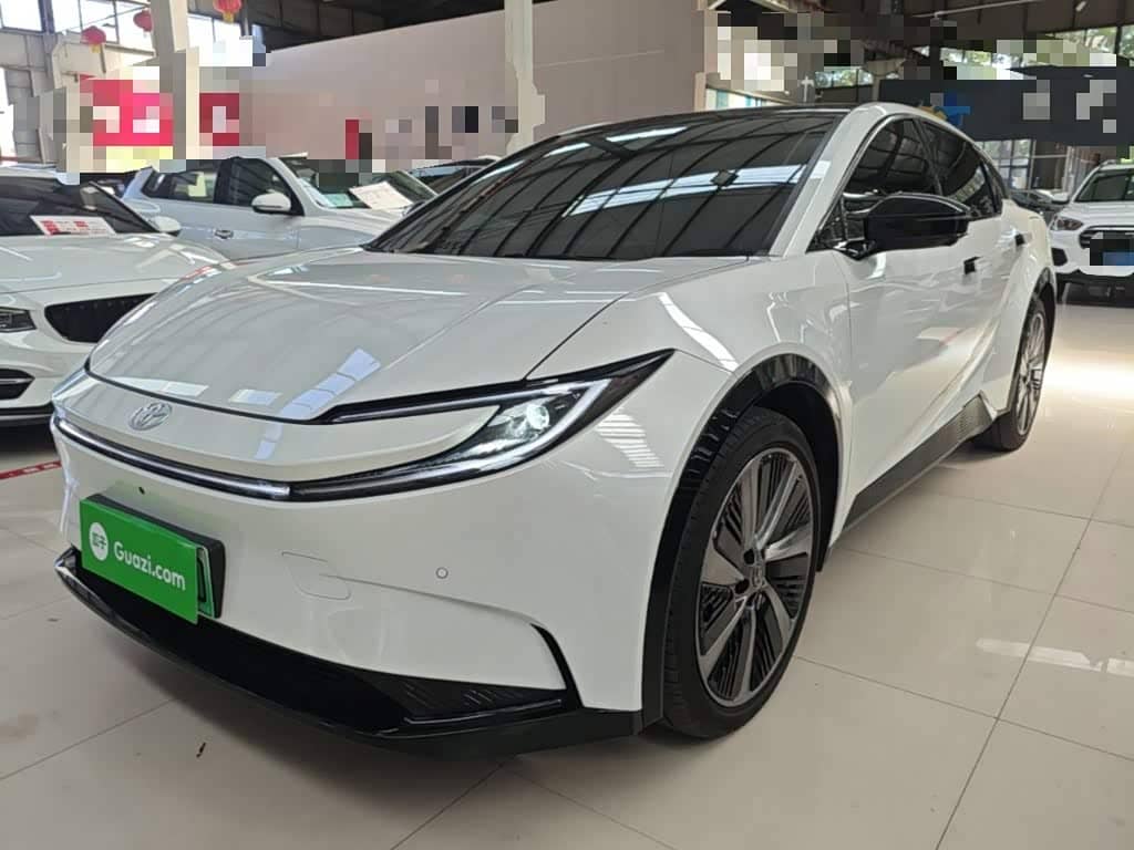 Toyota bZ5