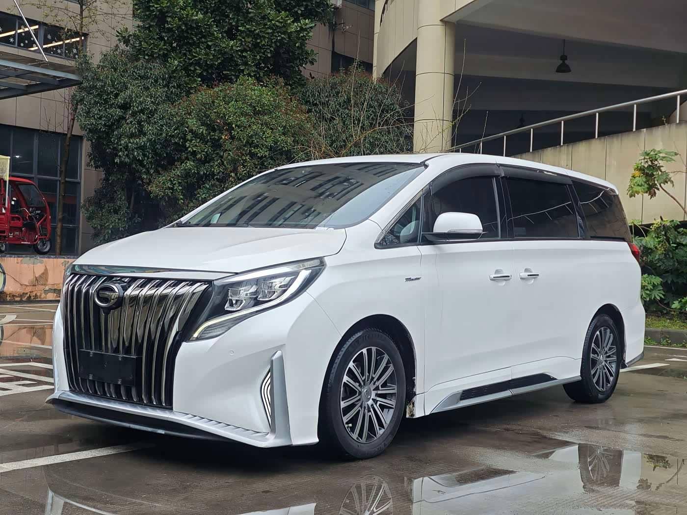 GAC Trumpchi Trumpchi M8