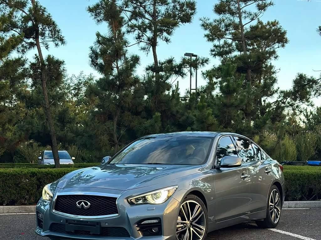 Infiniti Q50
